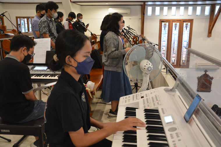 Divisi Pemusik Liturgis (PL)